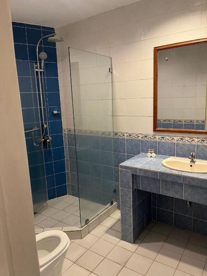 Coco Grande Hotel Dumaguete City Екстериор снимка
