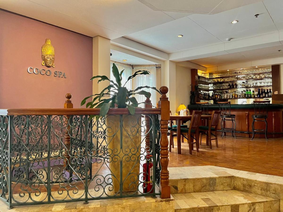 Coco Grande Hotel Dumaguete City Екстериор снимка