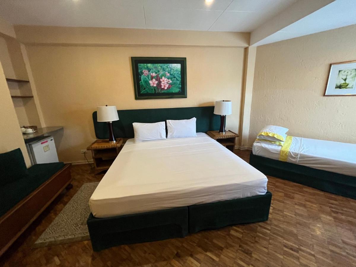 Coco Grande Hotel Dumaguete City Екстериор снимка